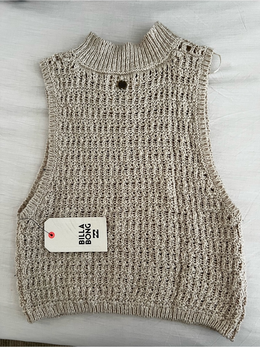 Billabong Cream Knit Sleeveless Mock Neck Sweater Vest - Picture 3 of 3
